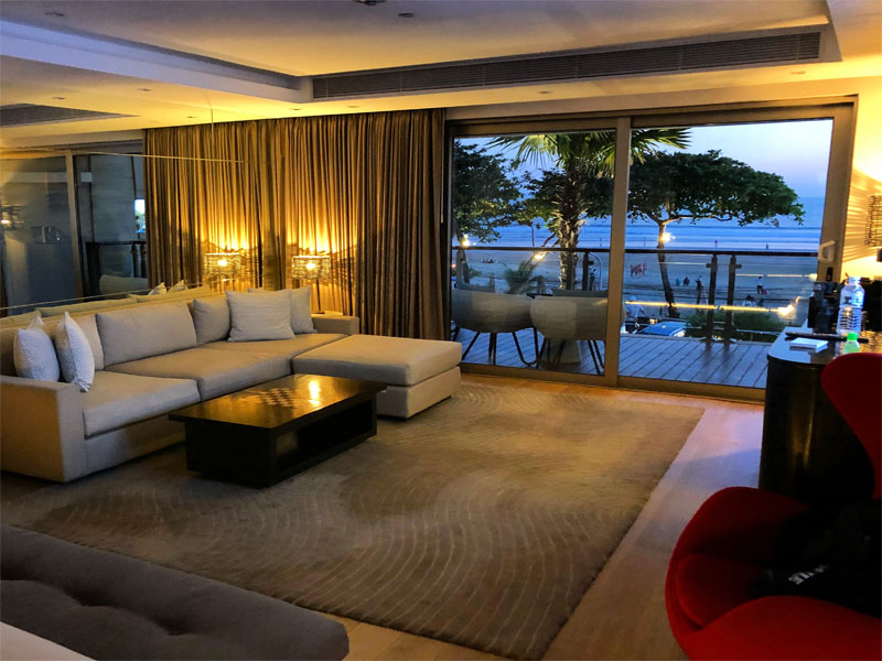 DOUBLE-SIX LUXURY HOTEL ocean view room